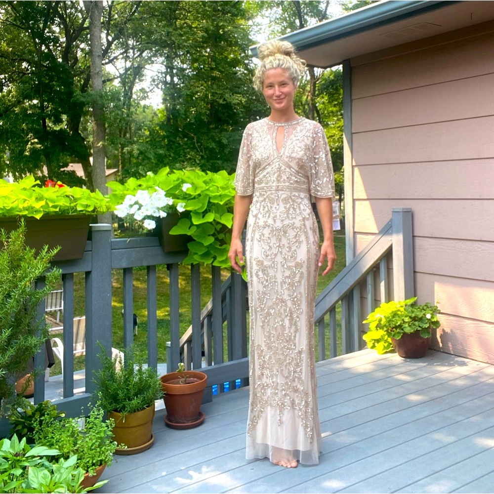 ⭐️SALE⭐️ NWT Aidan Mattox beaded gown - champagne